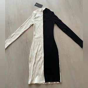 FASHIONNOVA	Black/White Smock Neck Ribbed Long Sleeve Mini Dress